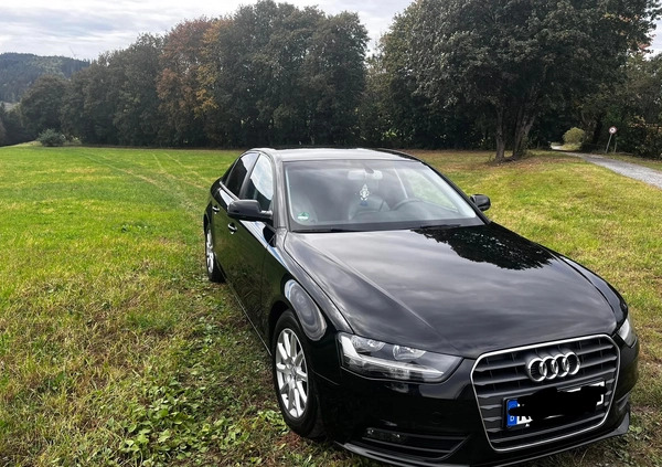 Audi A4 cena 55000 przebieg: 151000, rok produkcji 2015 z Września małe 56